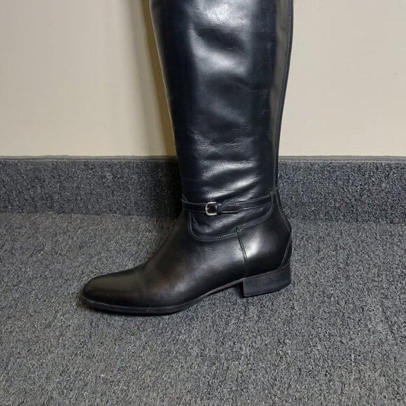 Womens Hugo Boss boots - Picture 5 of 16